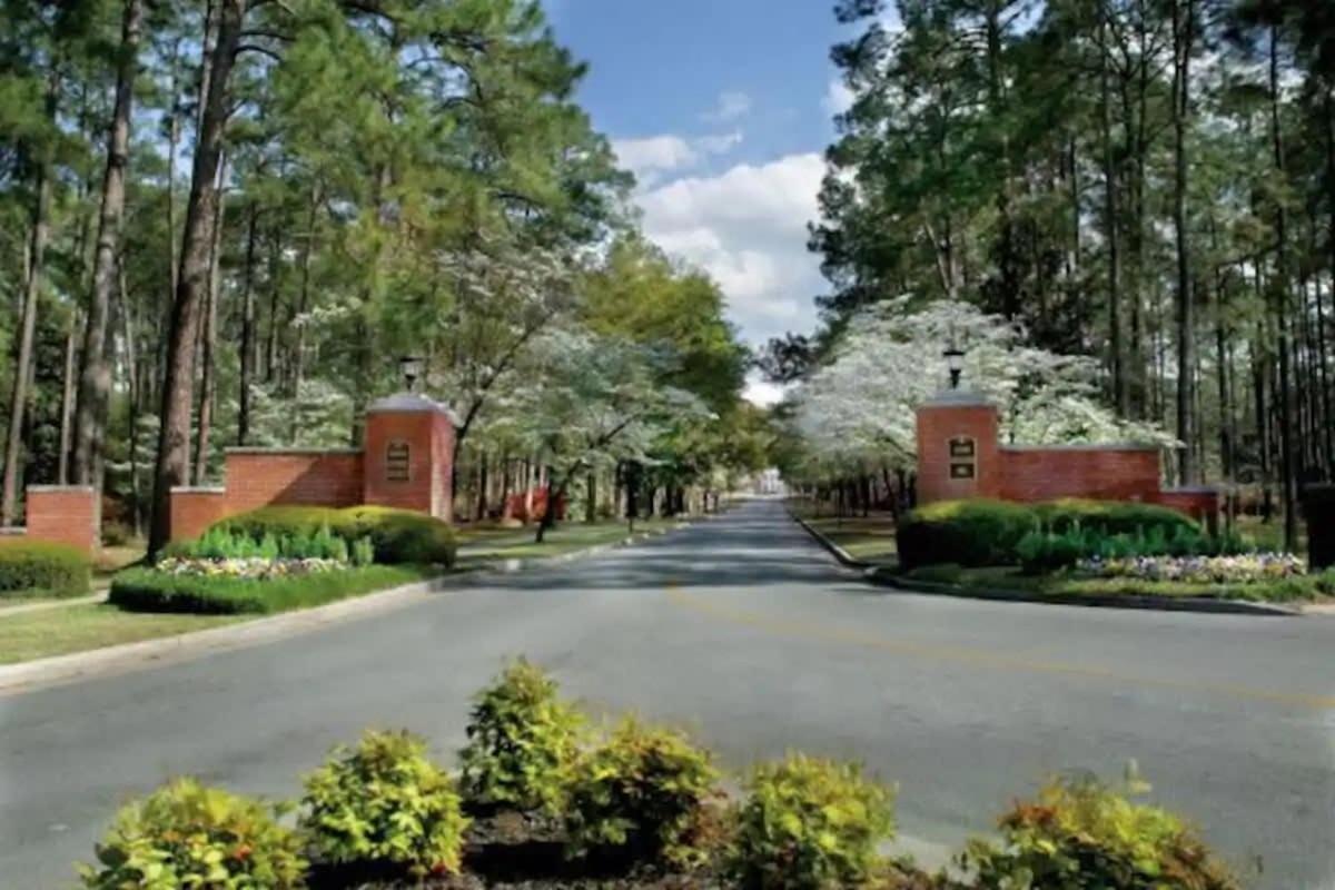Amazing Cottage - Located On Blue Mile - Close To Gsu! Statesboro Εξωτερικό φωτογραφία